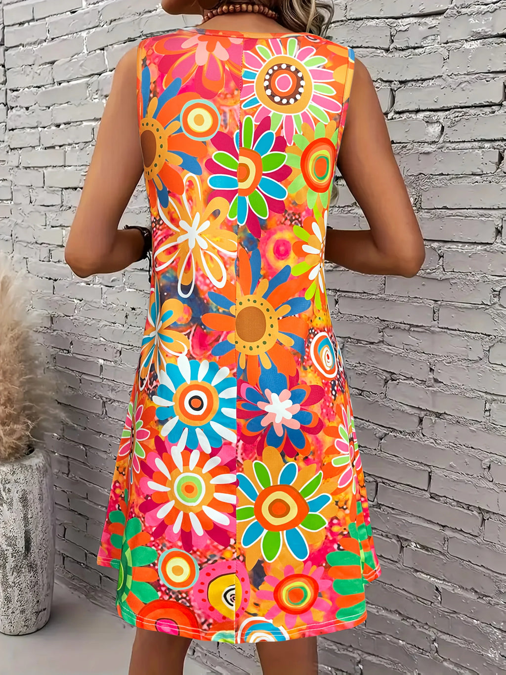 Women's Vibrant Floral Print Sleeveless Dress Spring/Summer Vacation Style dress